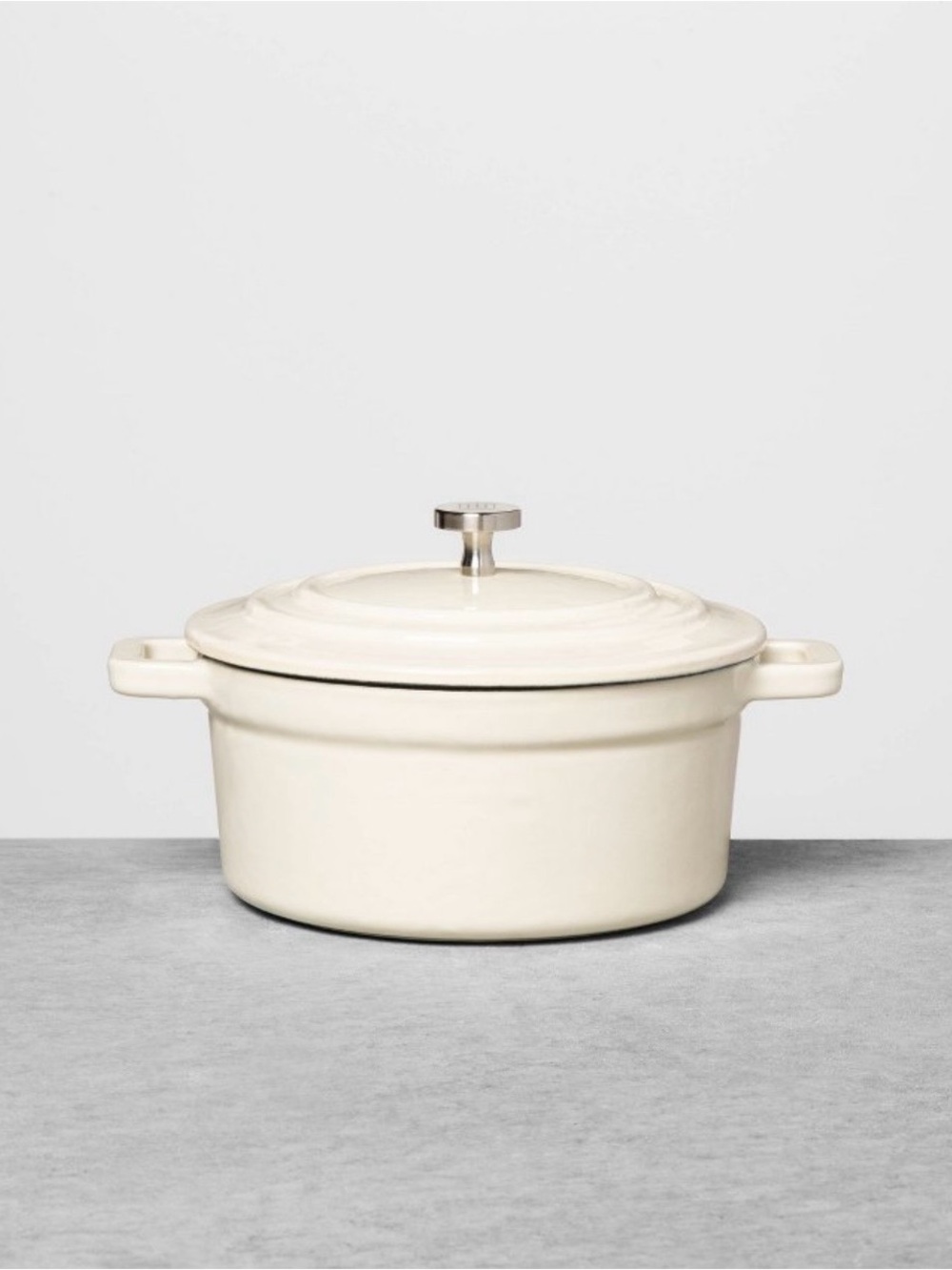 Classic Ivory Dutch Oven with Lid - Home Kitchen